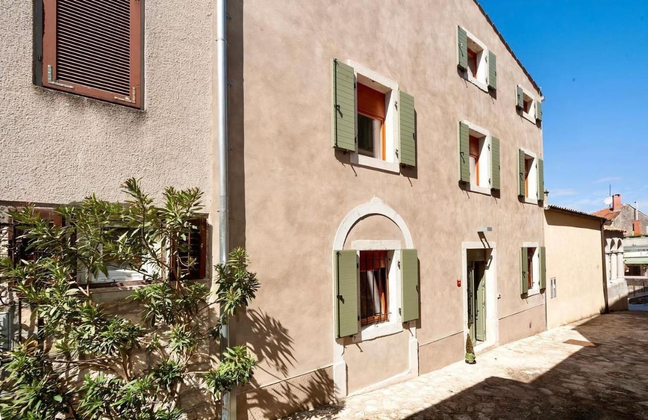 Boutique Wrungel Hotel Vrsar Bagian luar foto