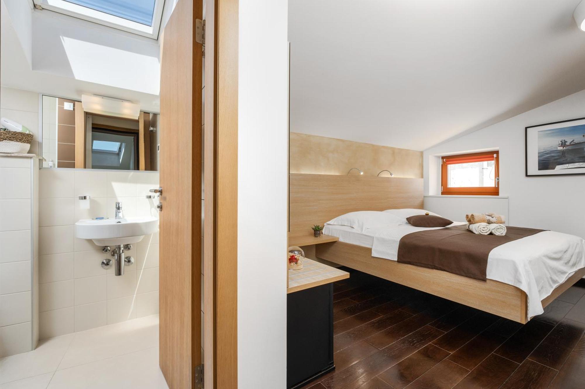 Boutique Wrungel Hotel Vrsar Bagian luar foto