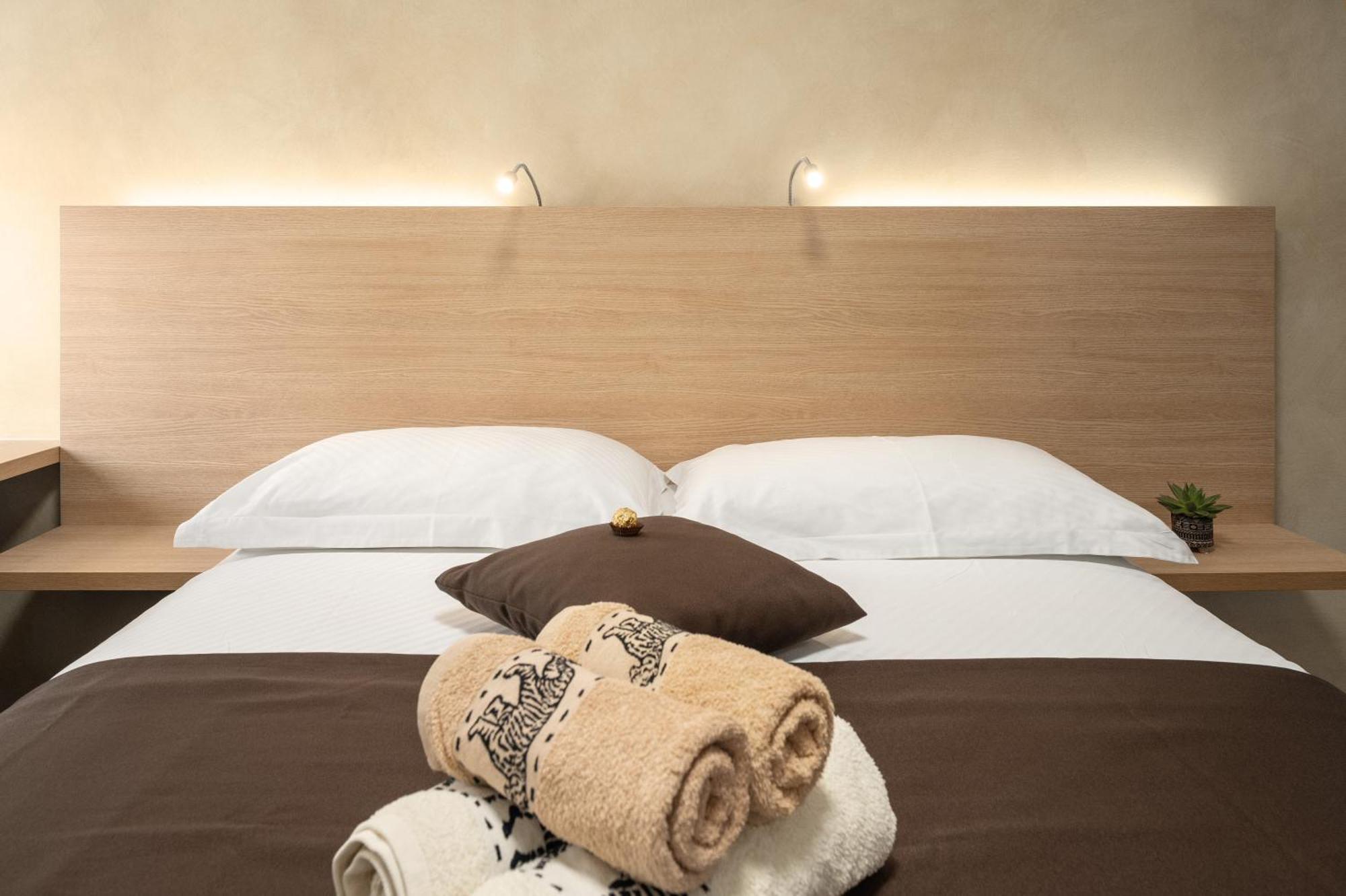 Boutique Wrungel Hotel Vrsar Bagian luar foto