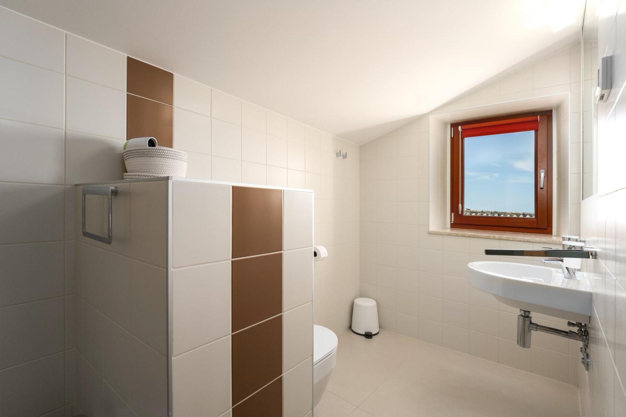 Boutique Wrungel Hotel Vrsar Bagian luar foto