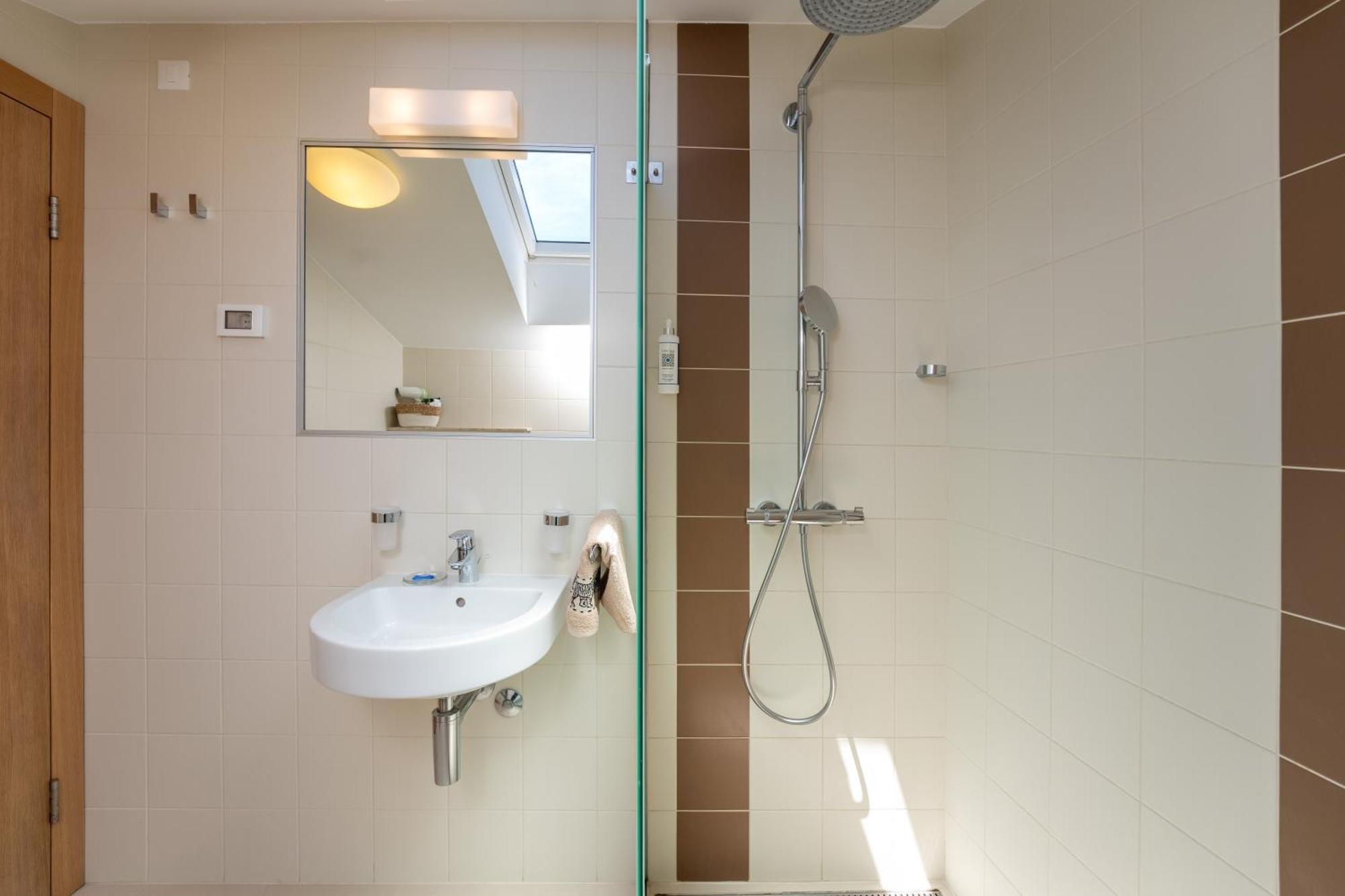 Boutique Wrungel Hotel Vrsar Bagian luar foto