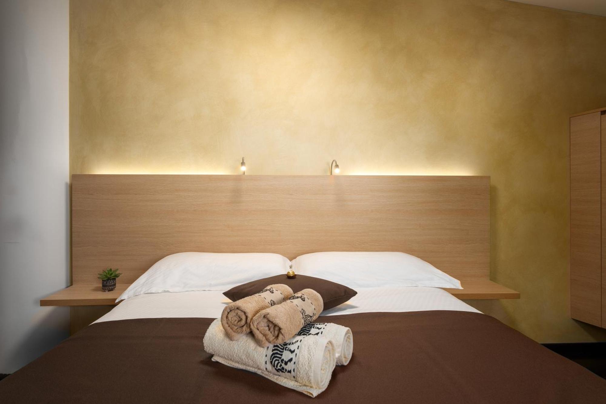 Boutique Wrungel Hotel Vrsar Bagian luar foto